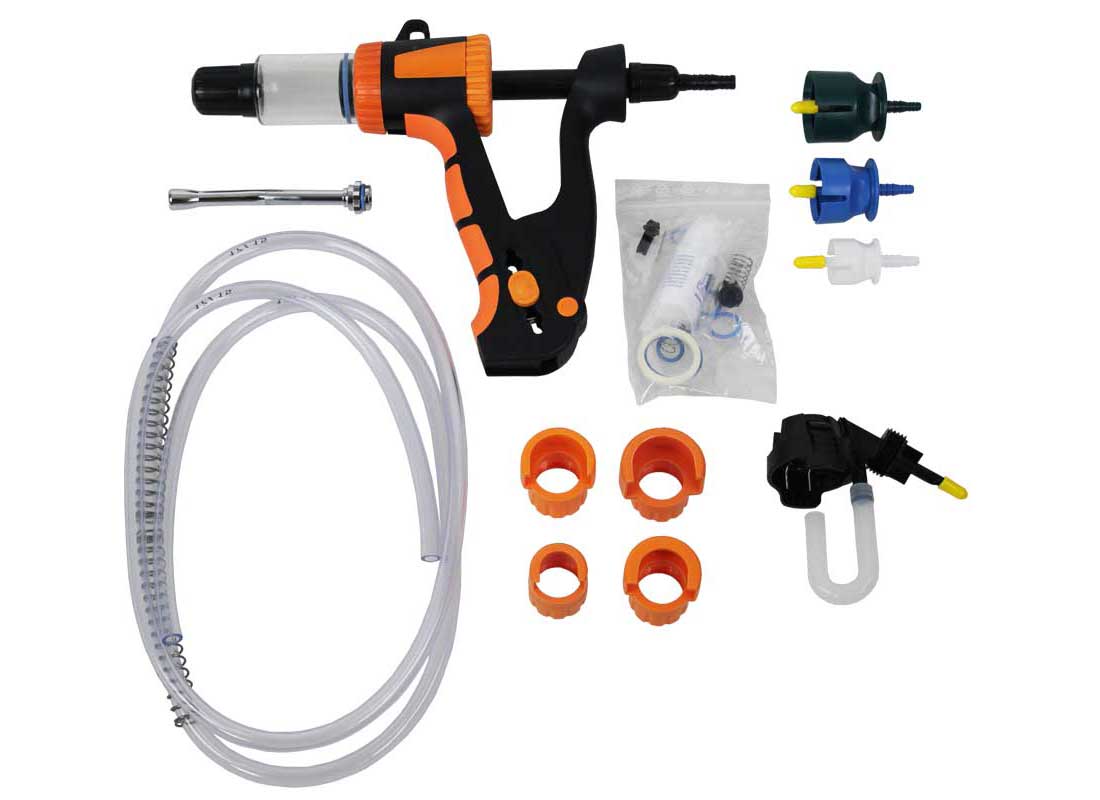 Masterline™ 30mL Bottle/Tube Drencher | Hog Slat