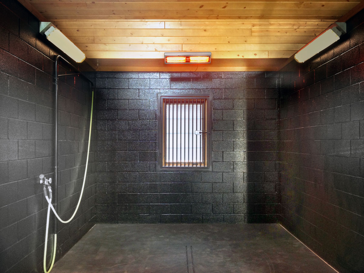 Solaira™ Alpha Series Electric Infrared Heaters | Hog Slat