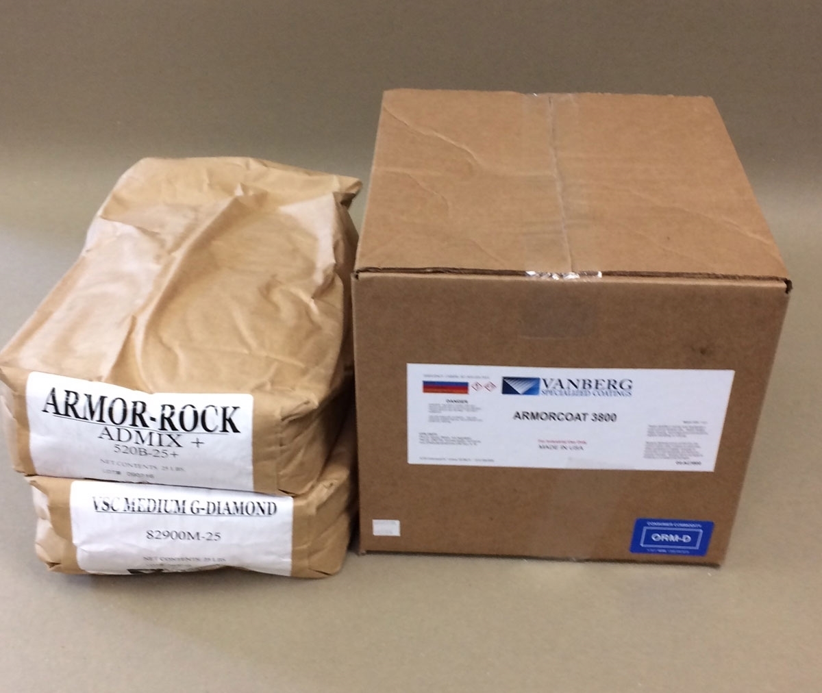 ArmorRock™ 3800 Epoxy Overlay Hog Slat