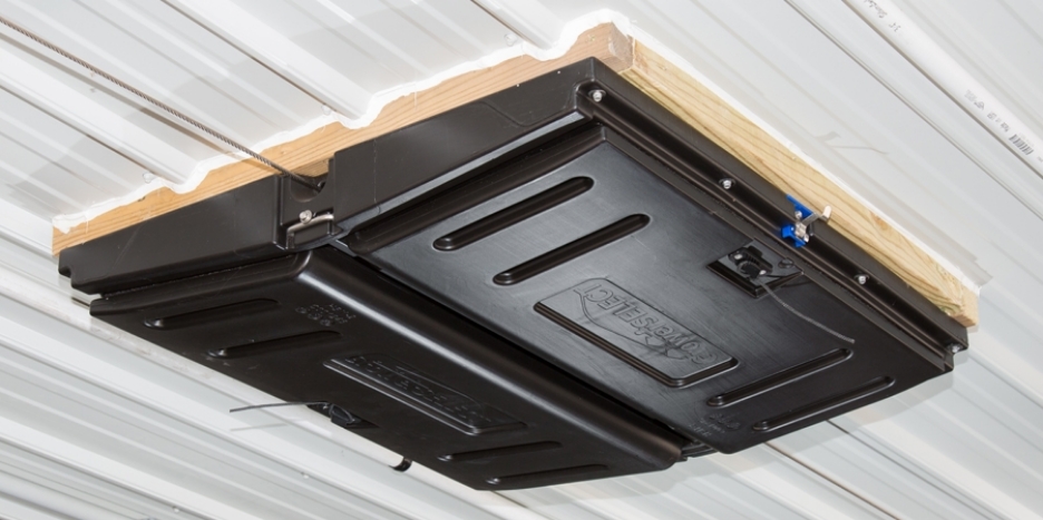 Manage varying air flows with actuated ceiling inlets