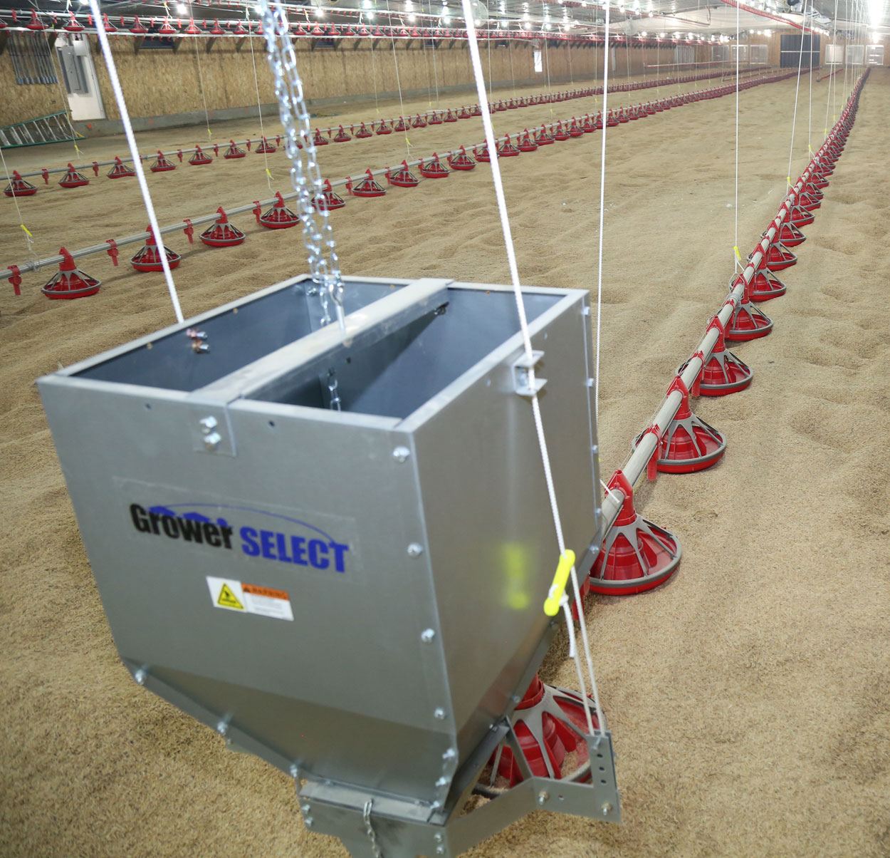 GrowerSELECT® poultry feed system components work together to keep your operation efficient and help maximize the conversion potential of every flock.